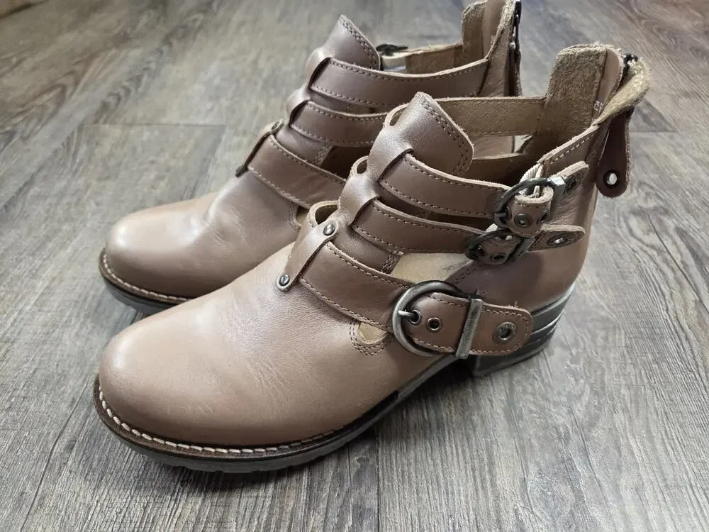 Dromedaries Kelsy Short Summer Pearl Leather Boot Taupe 38 - US 7.5/8